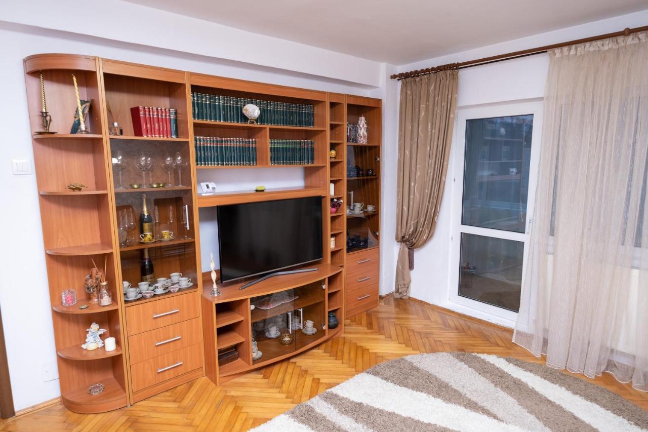 Stella'S Cozy Home Balotesti Ngoại thất bức ảnh